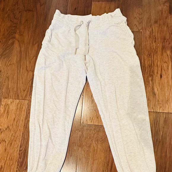 Athleta Balance Jogger Birch Grey - Picture 2 of 5
